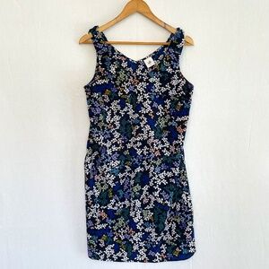 Cabi Size Medium Sheath Shift Dress Sleeveless V-neck Black Stained Glass Leaves